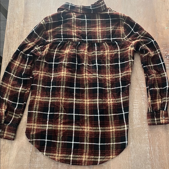 Button up Flannel (Women’s) - Picture 3 of 4